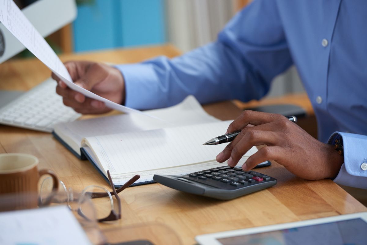 Finance & Legal